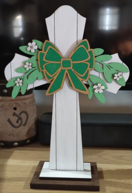 Cross Shiplap Shelf Sitter