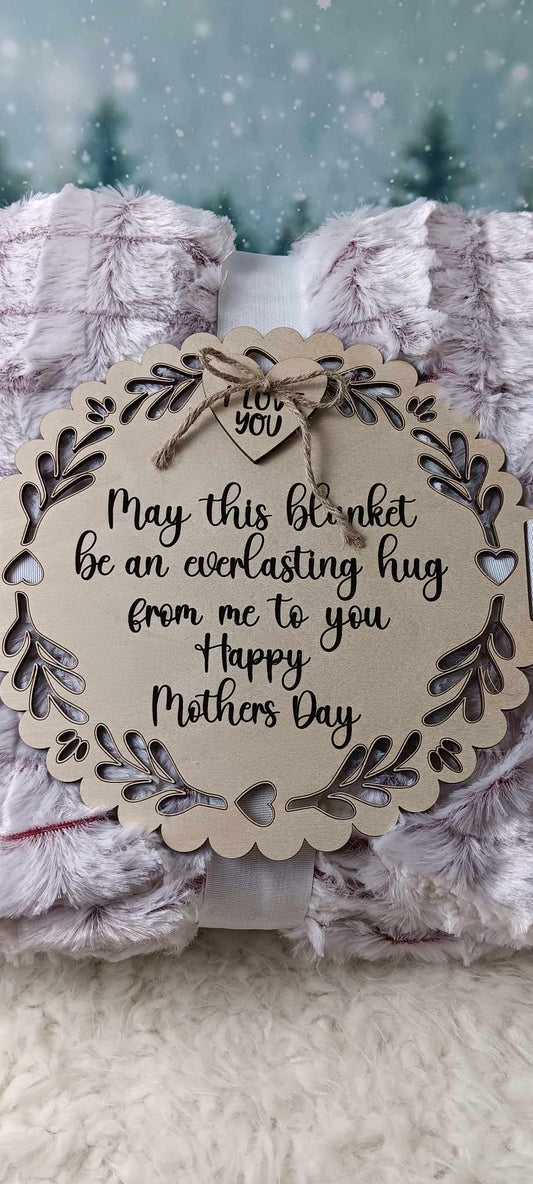 Cozy Mother's Day Blanket with Personalized Wooden Tag