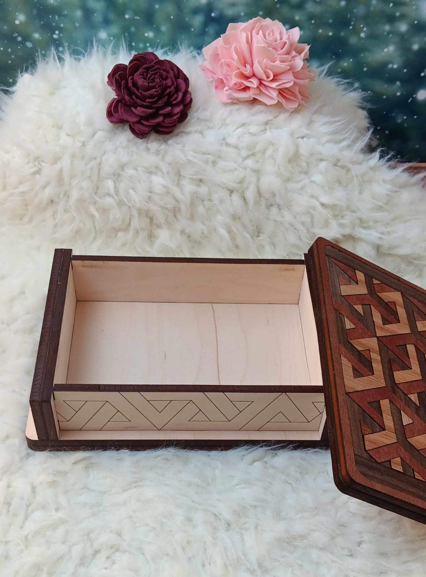 ๐ฟ Handcrafted Geometric Wooden Keepsake Box ๐ฟ