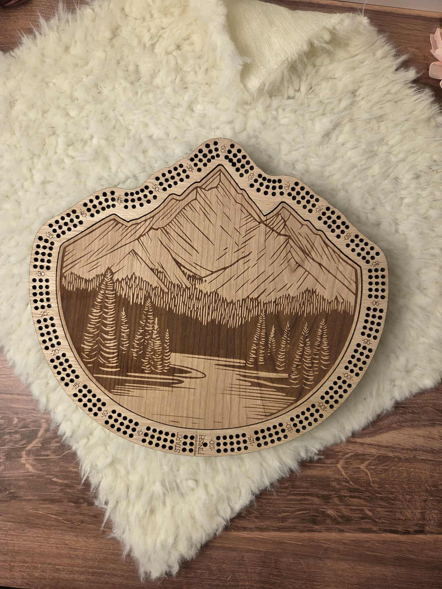 Mountain Scene Cribbage Set